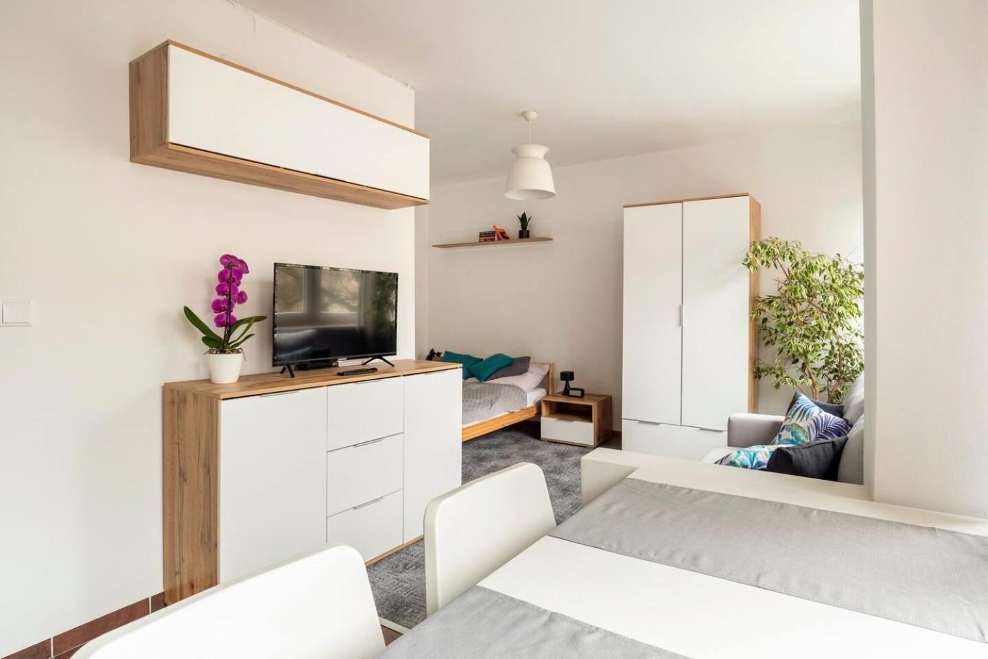 Przytulny I Cichy Apartament Blisko Centrum 华沙 外观 照片